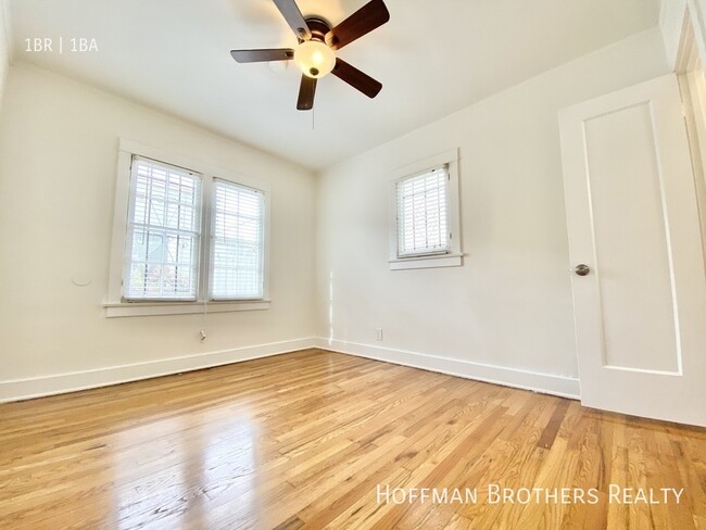 Building Photo - 5414 1/2 Fountain Ave