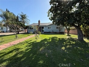 Building Photo - 1538 E Larkwood St