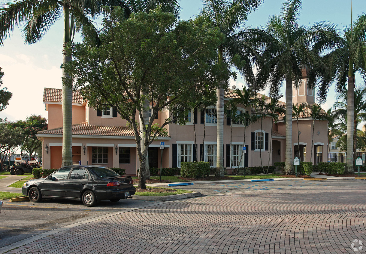 Foto principal - The Belmont at North Lauderdale