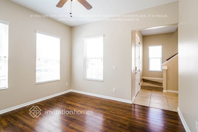 Foto del edificio - 11118 Great Neck Rd