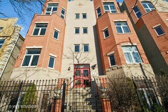 Building Photo - 2629 N Ashland Ave