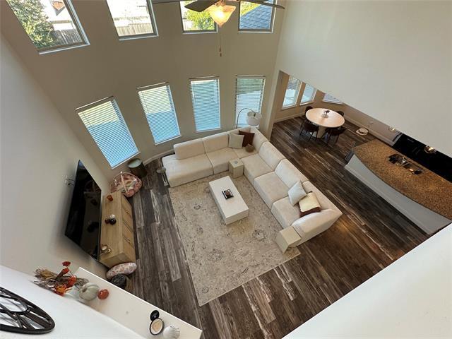 Foto del edificio - 5109 Rosewood Ln