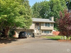Building Photo - 8832 Shady Forest Pl NE