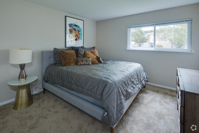 2BR-1BA-858-SF - Willow Hill Apartments