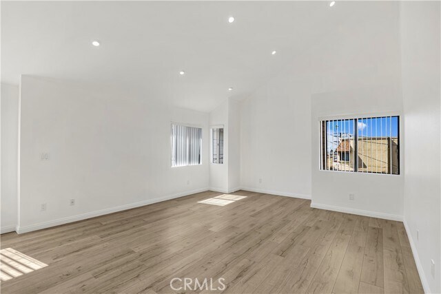 Foto del edificio - 1132 Elm Ave