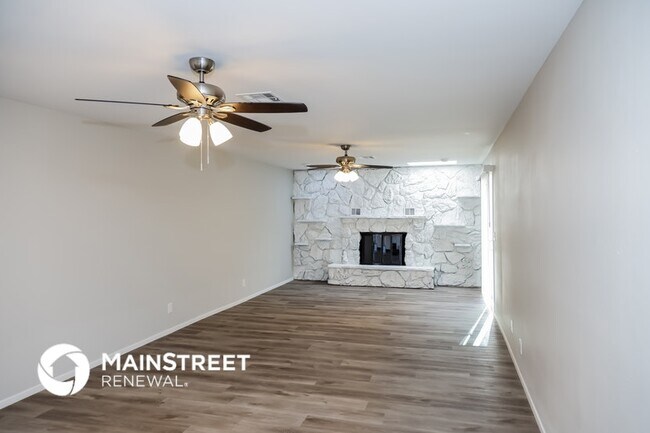 Building Photo - 3919 Springhill Ave