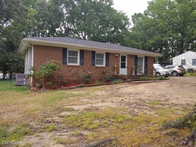 Foto del edificio - 3 br, 2 bath House - 7228 Bentley Cir