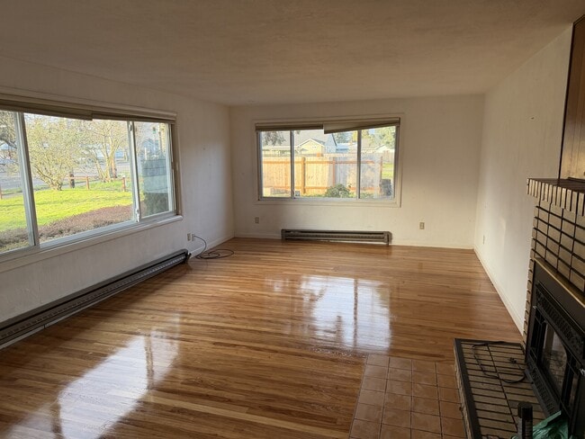 Foto del edificio - 3525 River Rd