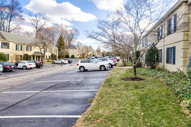 Foto del edificio - 411 W Conestoga Rd