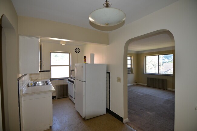 Foto del edificio - 6477 Montgomery Rd