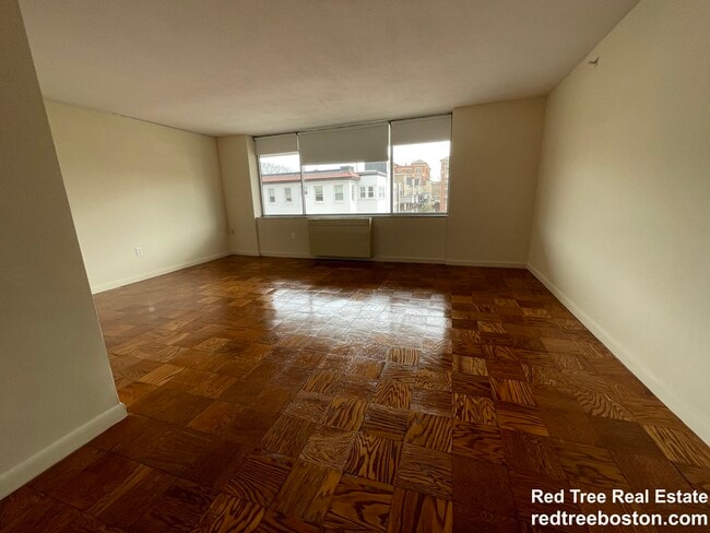 Photo - 101 Monmouth St Apartment