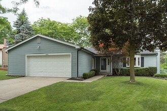Building Photo - 2630 Glenbrook Ct