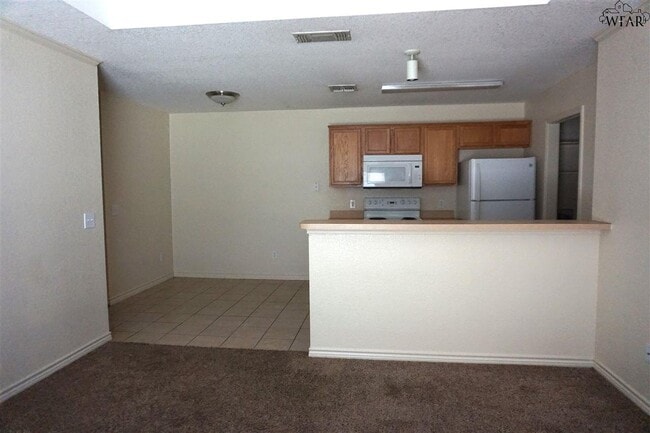 Building Photo - 4710 Brookdale Dr