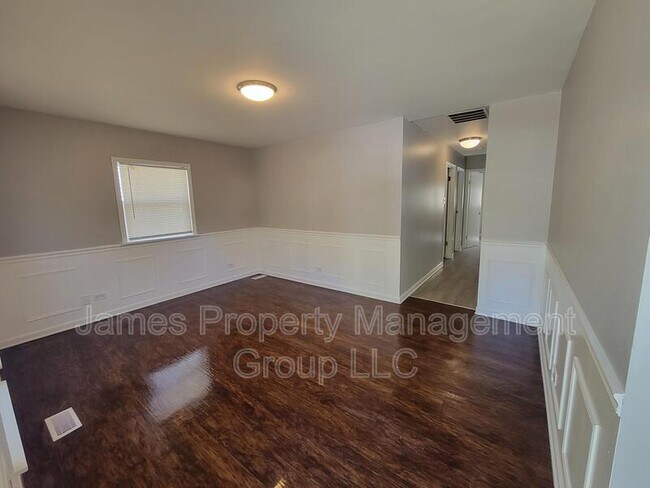 Foto del edificio - 2900 225th St