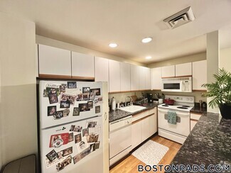 Building Photo - 100 Jersey St