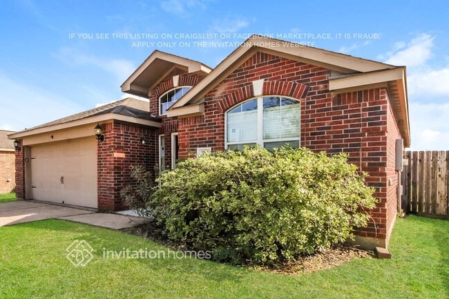 Building Photo - 2114 Golden Topaz Dr