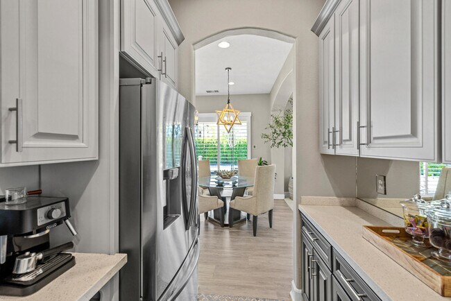 Building Photo - 77939 Desert Dr