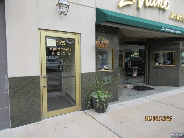 Building Photo - 175 Westwood Blvd