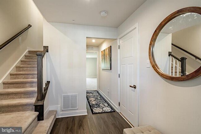 Foto del edificio - 74 Glory Maple Ln