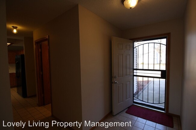 Building Photo - 3 br, 3 bath House - 1323 Winnsboro Pass