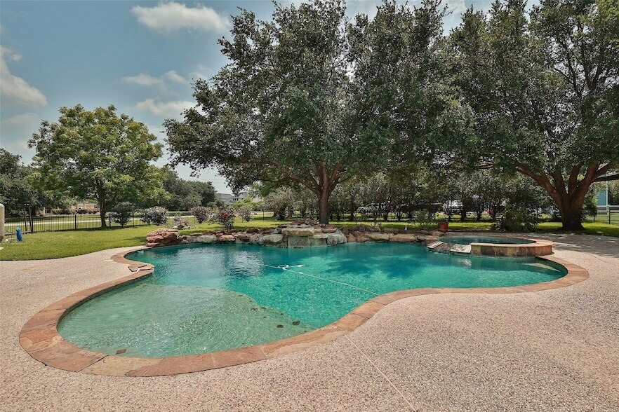 Foto principal - 19907 Stone Lake Cir