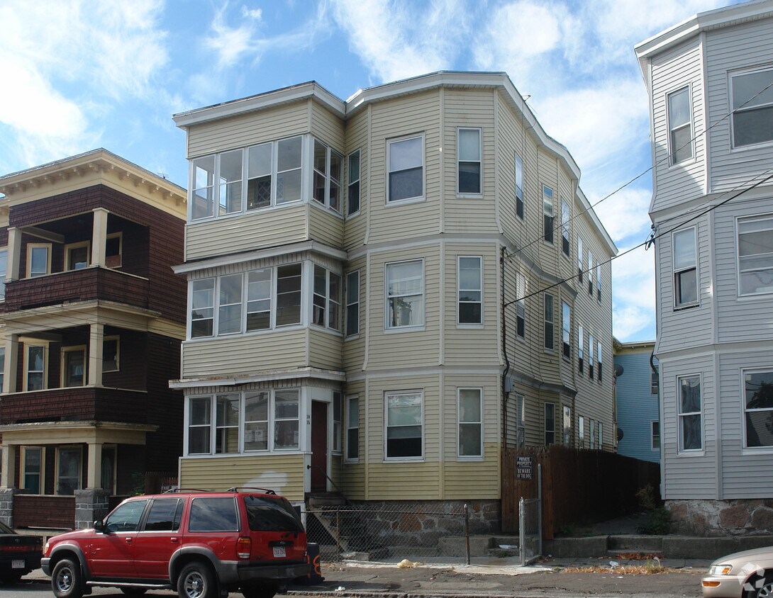 Primary Photo - 312-314 Lawrence St