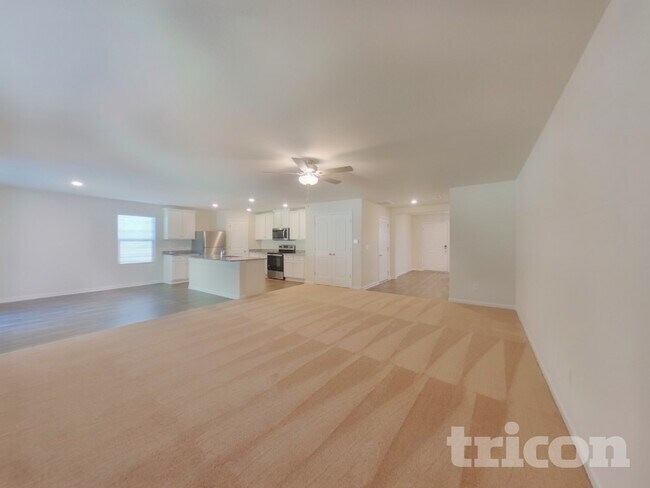 Building Photo - 4003 Reinfield Dr