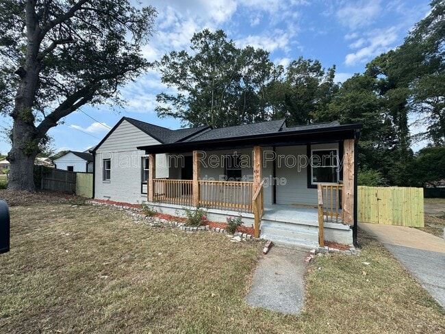 Photo - 431 North Marietta Pkwy NE House