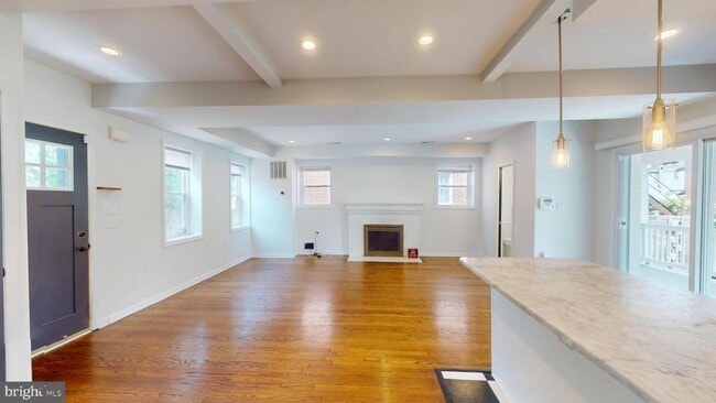 Foto del edificio - 452 Oakwood St SE