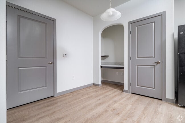 1HAB, 1BA - Comedor de 762 ft² - Applewood Ranch Apartments