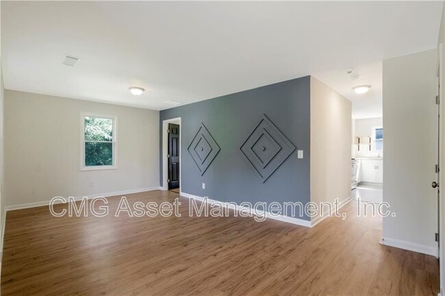 Foto del edificio - 551 Valley Hill Rd SE