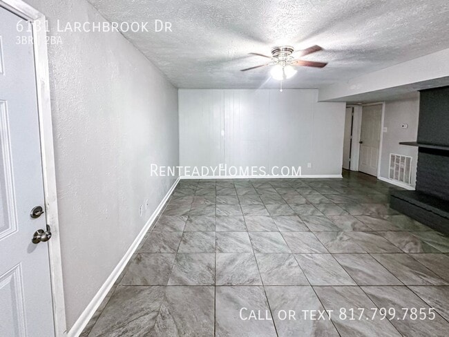 Building Photo - 6131 Larchbrook Dr