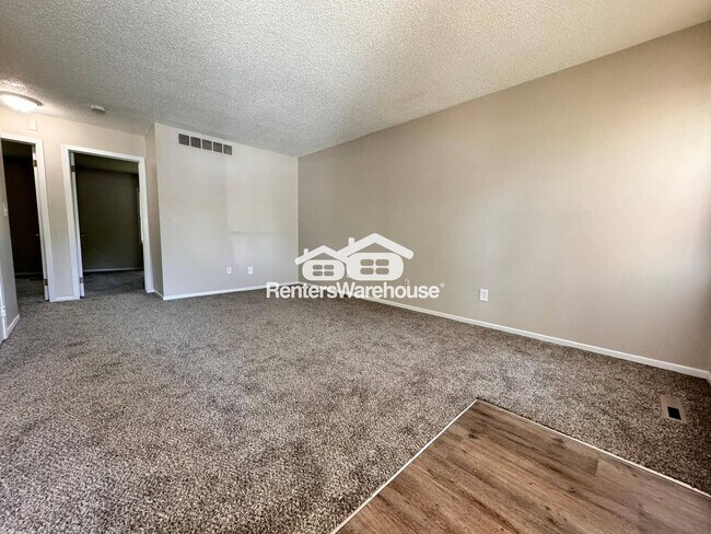 Foto del edificio - 910 SE 10th St