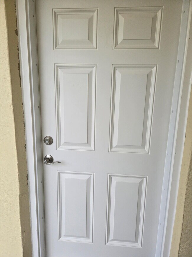 Foto del edificio - 221 Normandy Ln