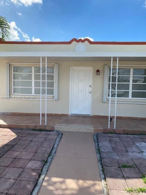 Foto principal - 520 E 14th St