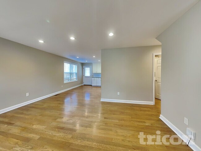 Foto del edificio - 1026 Chelsea Dr