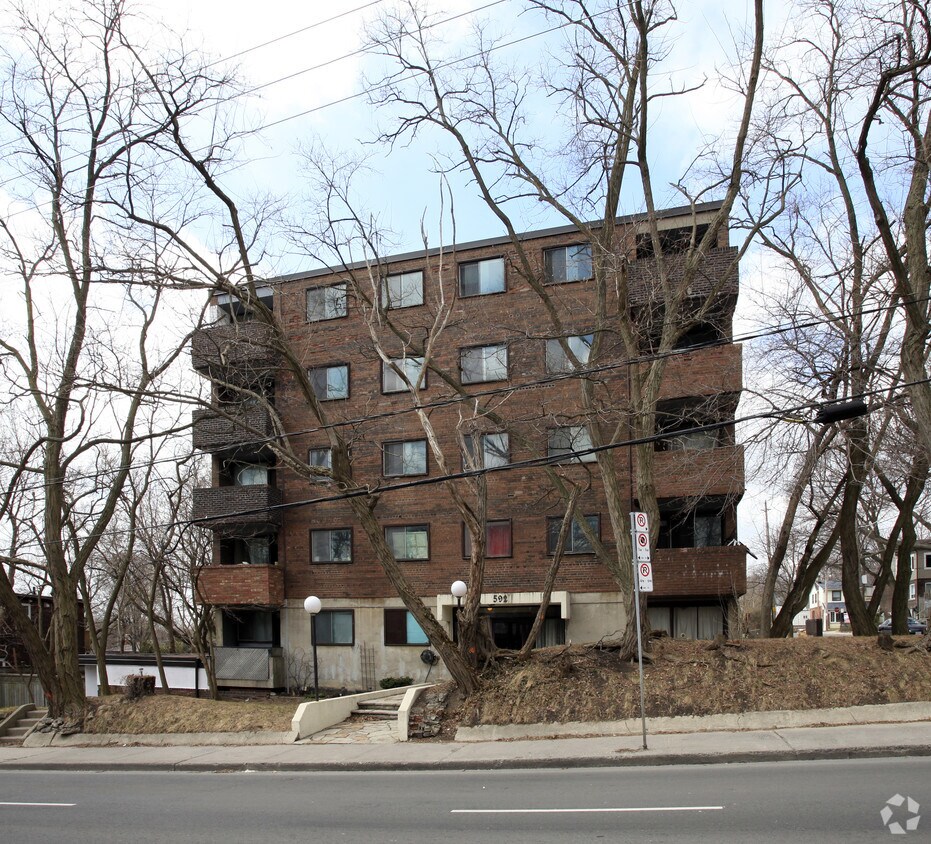 Building Photo - Villettes Apartments