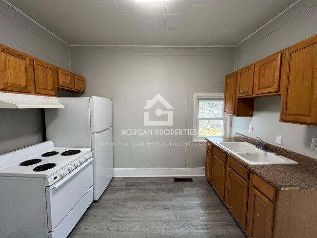 Foto del edificio - 1104 Thornburg St