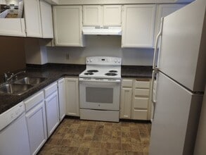 Building Photo - 4045 E 20th Ave