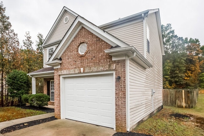 Building Photo - 1532 Braveheart Ln