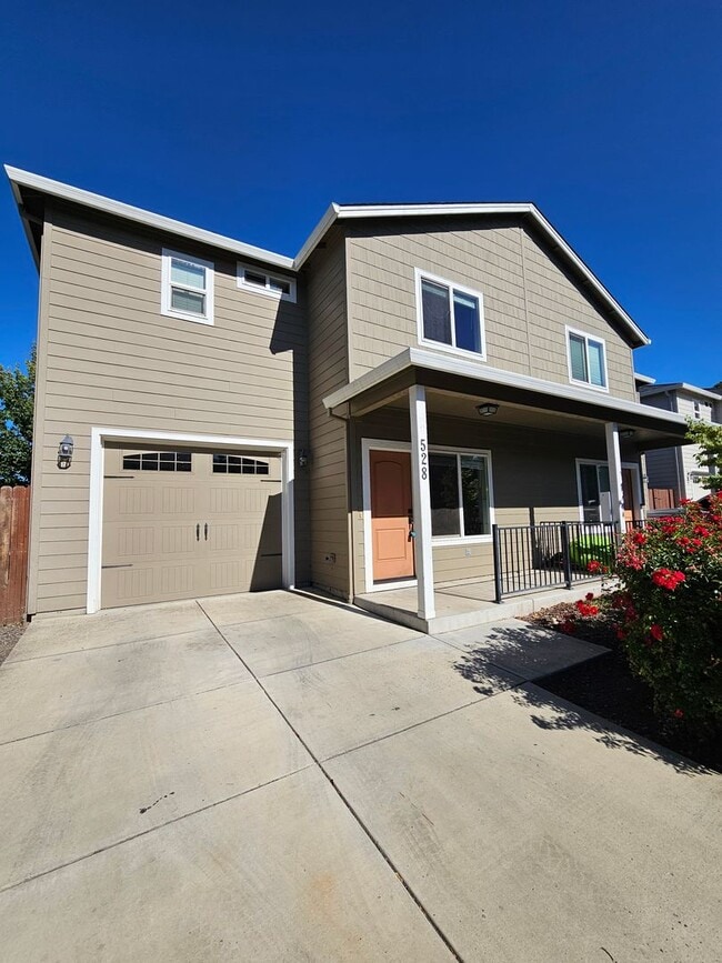 Building Photo - 528-532 Gray Ct