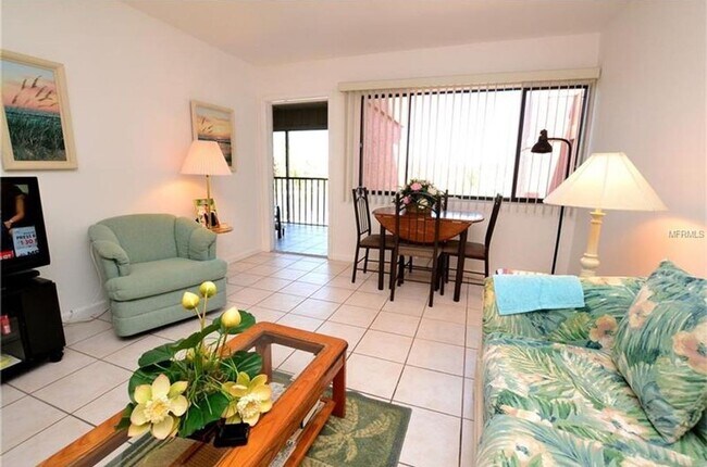 Building Photo - Burnt Store Marina One Bedroom/One Bath wi...