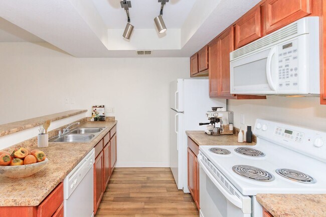 Interior Photo - Marabrisa