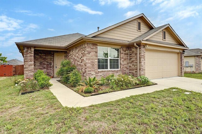 Foto del edificio - 14916 Custis Ln