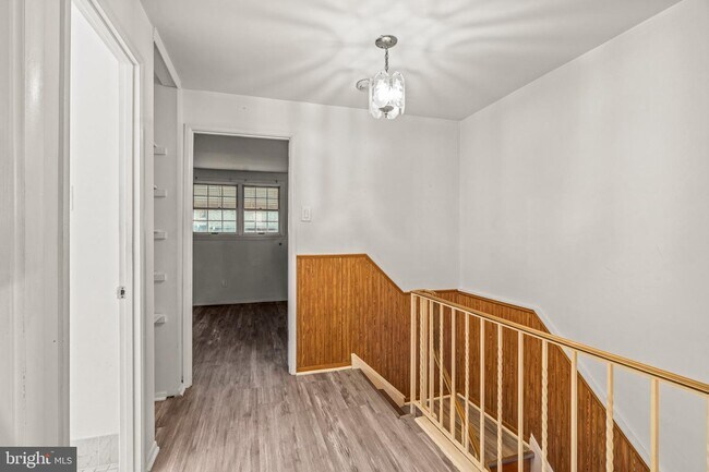 Building Photo - 3212 Birch Rd