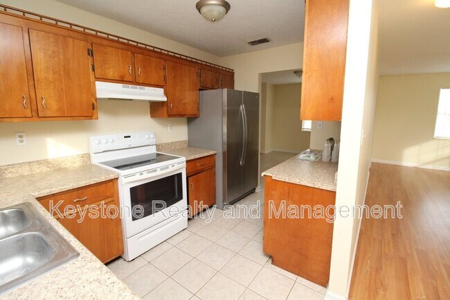 Foto del edificio - 1175 Schatten St