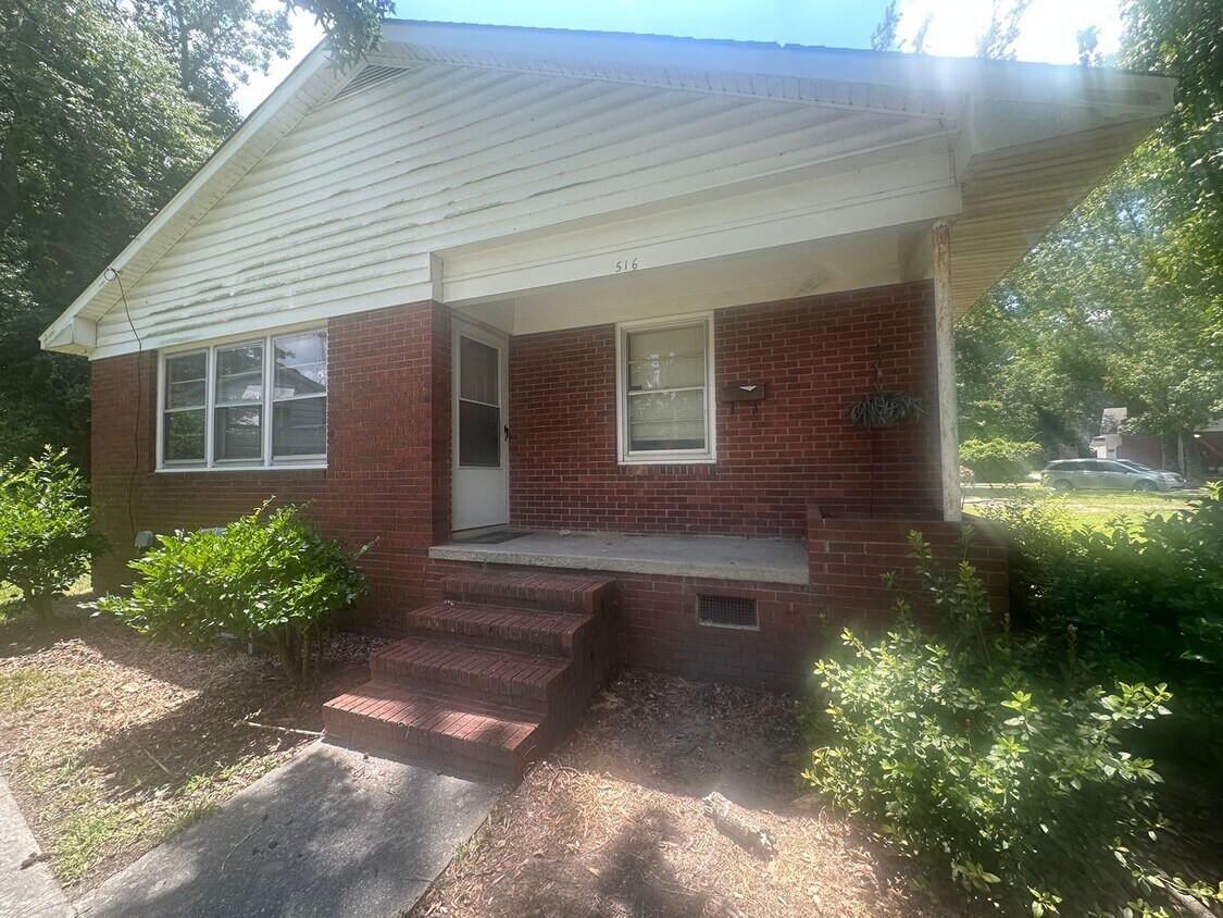 Foto principal - 516 Darby Ave