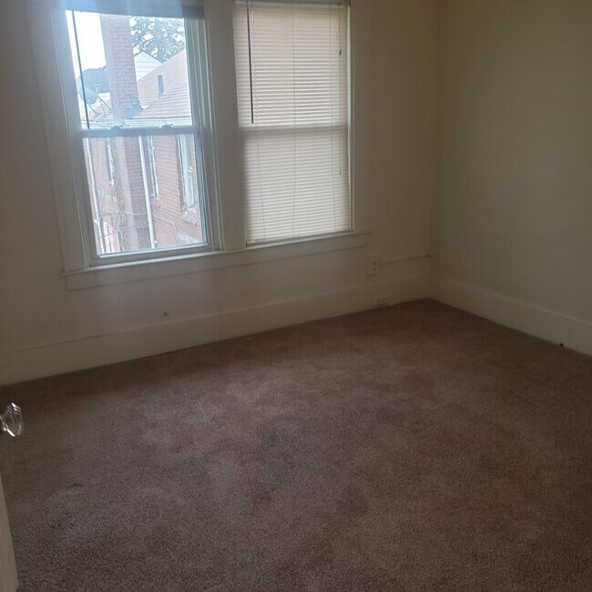Foto del edificio - 16914 Fairfield St