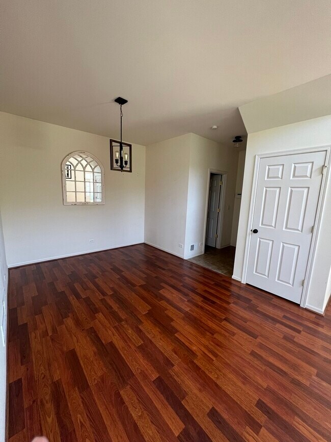 Foto del edificio - 3841 Munson St