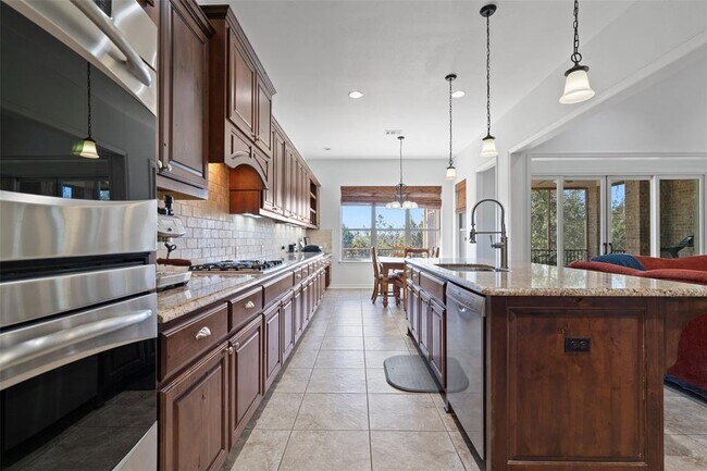 Foto del edificio - 172 Mirafield Ln